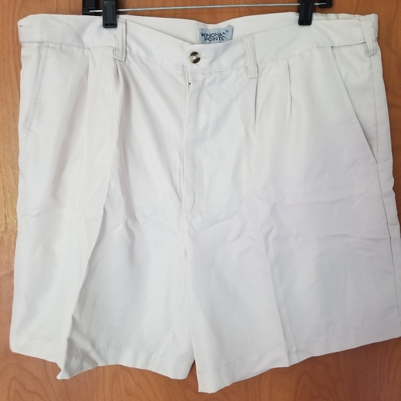 Windham Pointe Other - Windham Pointe pleated polyester beige mens short